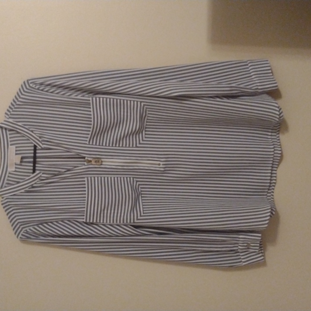Women's blouse